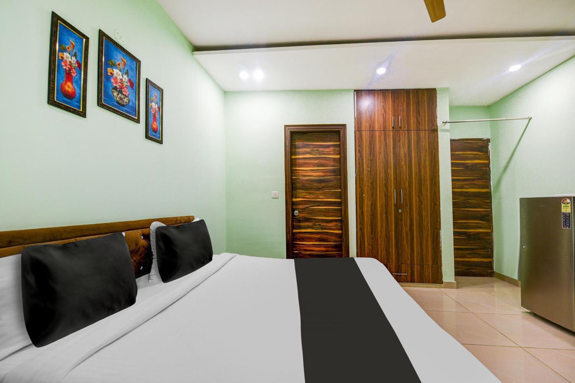 Hotel O Ridge Way Stays Faridabad Exterior photo