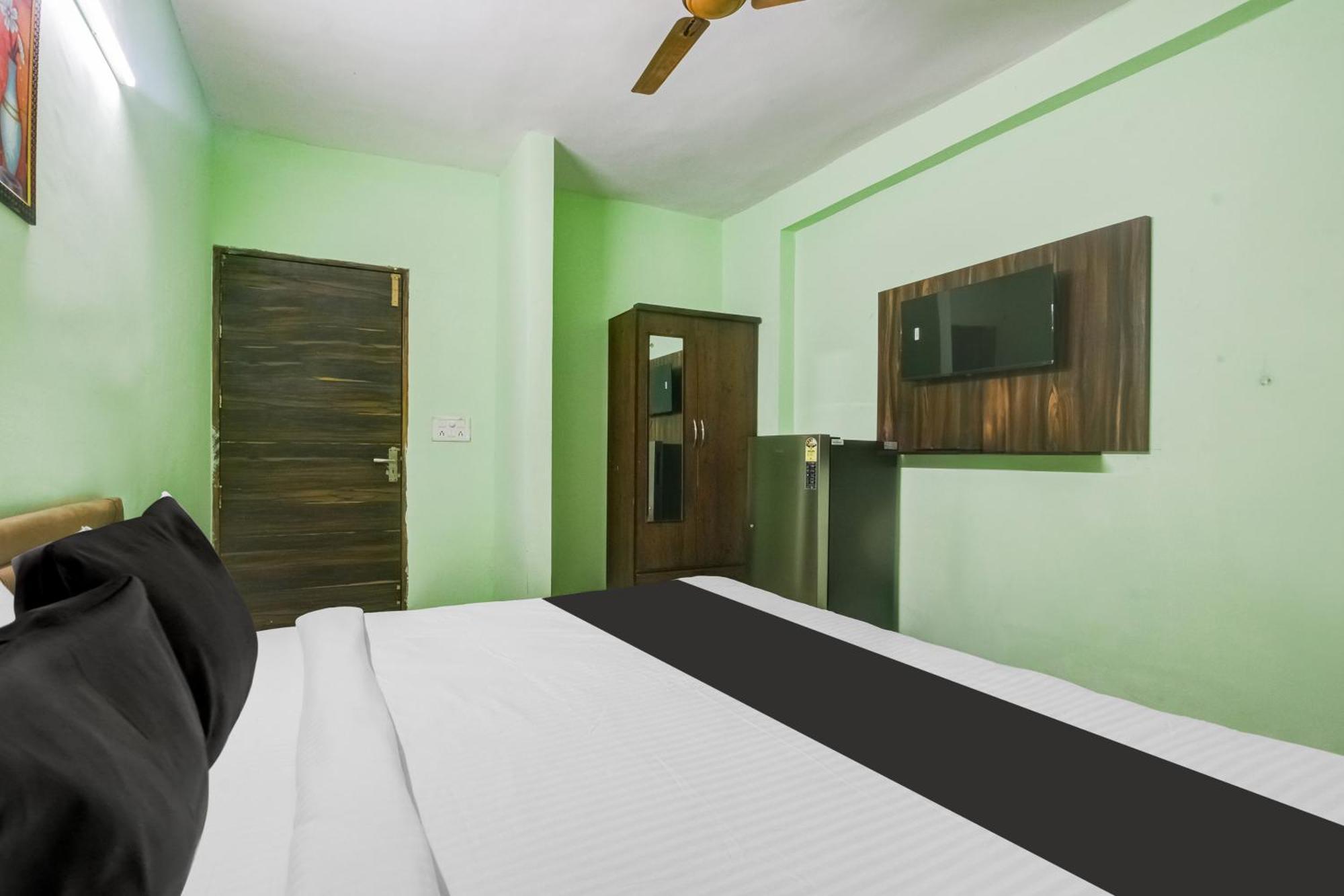 Hotel O Ridge Way Stays Faridabad Exterior photo